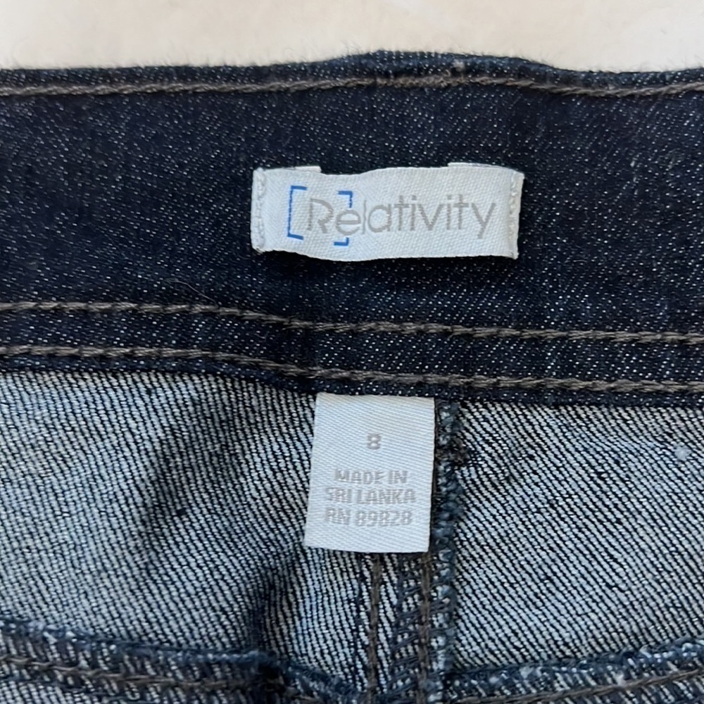 RELATIVITY denim skirt dark wash - Picture 4 of 13